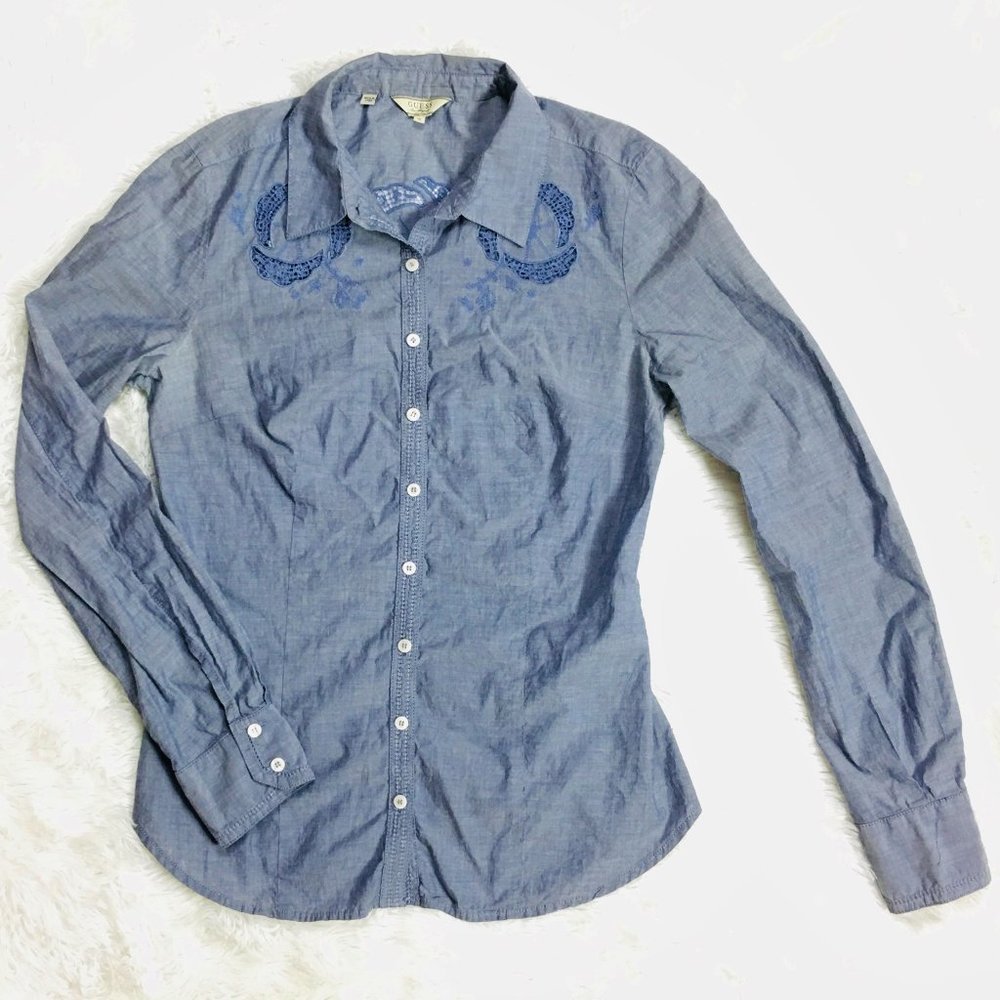 RARE GUESS Embroidered Crochet Buttondown Shirt